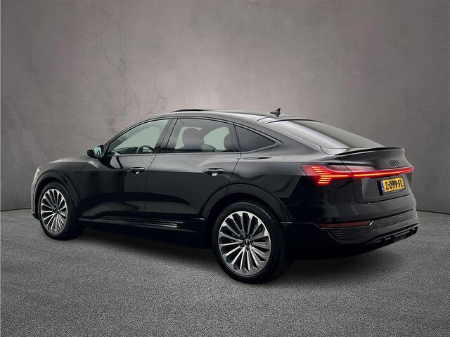 Audi Q8 Sportback e-tron 55 quattro S Edition Competition 115 kWh | Pano | Memory | ACC | Luchtvering | Sportstoelen | Tour |