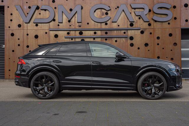 Audi Q8 4.0 TFSI RS Q8 quattro | MATRIX | B&O | TOUR | HEAD-UP |