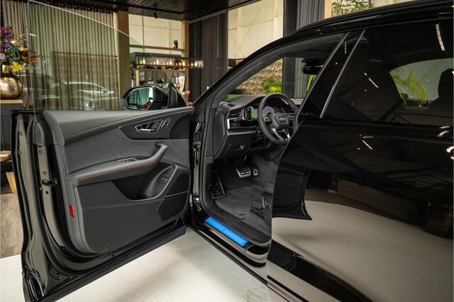 Audi Q8 60 TFSI e Competition | 5 jaar garantie | Alcantara | Rood stiksel | Rode gordel | Soft-close | 5 jaar garantie |