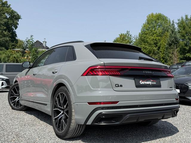 Audi Q8 55TFSI 340PK Quattro 4W-best Indiv-Nardo RS-Zetels Softclose Lucht Tr-Haak VOL!
