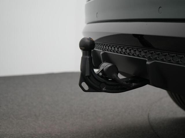 Audi Q8 60 TFSI e tiptronic quattro Pro Line S Competition | Goodwood Green(Audi Exclusive) | Panoramadak | Trekhaak | Vierwielsturing | Sportstoelen plus | Laser LED | Bang & Olufsen | Rondomzicht camera