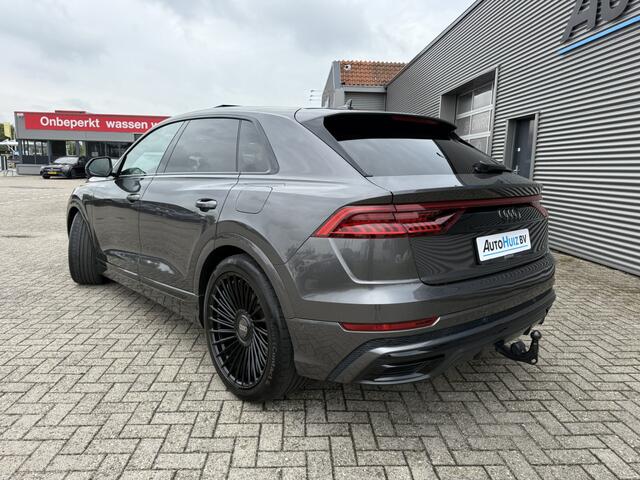 Audi Q8 60 TFSI e 467 PK Quattro Pro Line S-Line Competition Panoramadak S-Line Sportstoelen Plus Trekhaak Stuurverwarming Stoelverkoeling ACC Audi Exclusive Individueel-lak Rotor Grau!