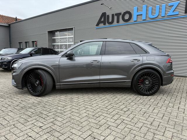 Audi Q8 60 TFSI e 467 PK Quattro Pro Line S-Line Competition Panoramadak S-Line Sportstoelen Plus Trekhaak Stuurverwarming Stoelverkoeling ACC Audi Exclusive Individueel-lak Rotor Grau!