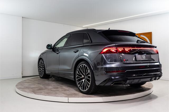 Audi Q8 60 TFSI E Quattro S-Edition Competition 490PK FACELIFT | 2025 PER DIRECT LEVERBAAR | 5 Jaar Garantie | BOMVOL!