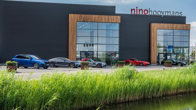 Audi Q8 55 TFSI e quattro ABT | S-line binnen buiten | Massage | Trekhaak | PANO | Tour | City | B&O | HUD | Softclose |