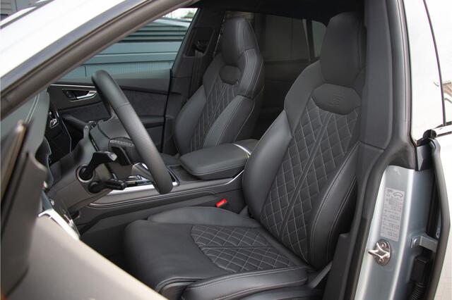 Audi Q8 55 TFSI e Quattro S-Line 394PK NL AUTO | ACC | 360 Cam | Massage + Ventilatie + | Softclose | Carbon | Stoel & Bankverwarming | Lane & Side Assist | Pano | Park Assist | B&O | Head Up | 23"| Matrix | E.TH 3500KG | BTW | Luchtvering | Vierwielbesturing | N