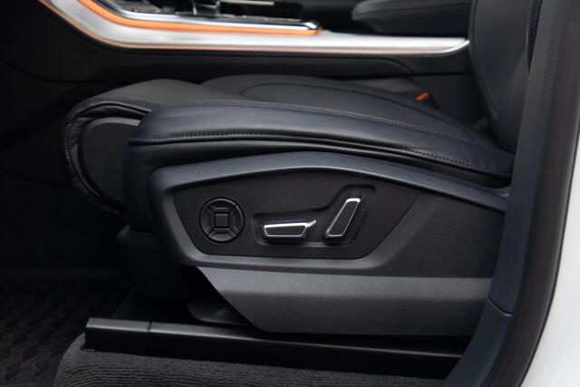 Audi Q8 55 TFSI quattro Pro Line Plus | 21 Inch | Trekhaak |