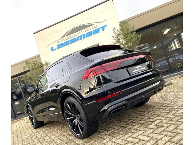 Audi Q8 TFSI Competition 490pk| Full-Options| RS-zetels| 4w-sturing|
