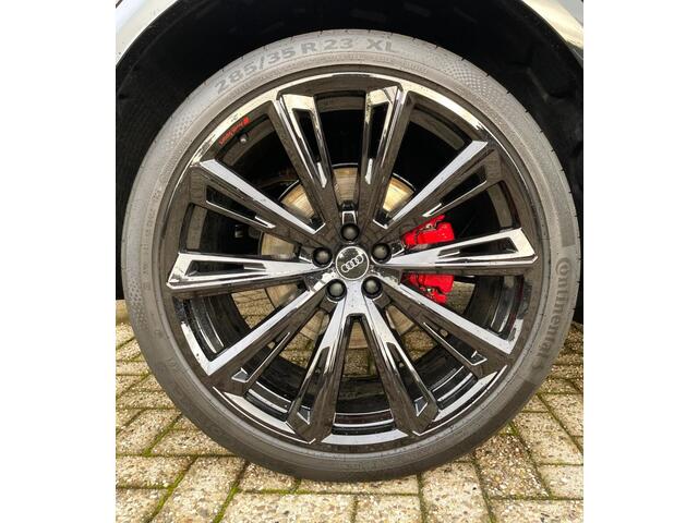 Audi Q8 TFSI Competition 490pk| Full-Options| RS-zetels| 4w-sturing|