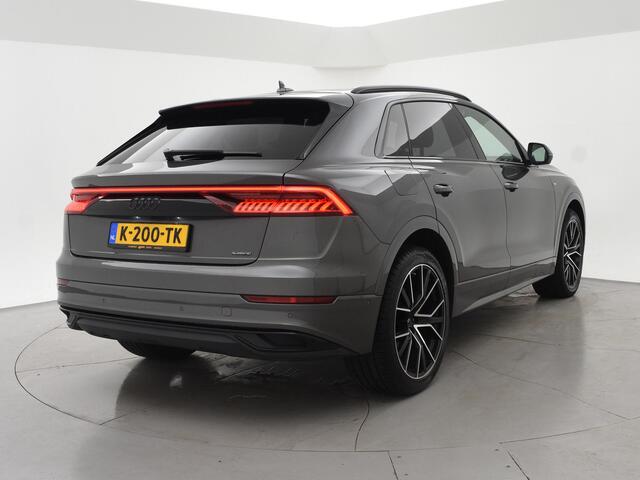 Audi Q8 55 TFSI 3.0 V6T 340 PK + B&O | NACHTZICHT | TV | TREKHAAK | STANDKACHEL | PANORAMA | HEAD-UP | 22 INCH