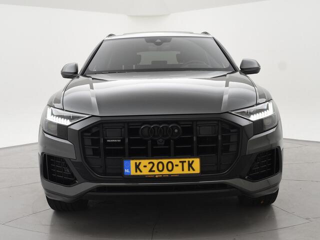 Audi Q8 55 TFSI 3.0 V6T 340 PK + B&O | NACHTZICHT | TV | TREKHAAK | STANDKACHEL | PANORAMA | HEAD-UP | 22 INCH