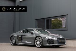 audi-r8-5.2-fsi-v10-quattro-plus-61