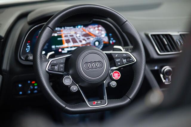 Audi R8 Spyder 5.2 FSI quattro | Carbon | B&O | Sportuitlaat |