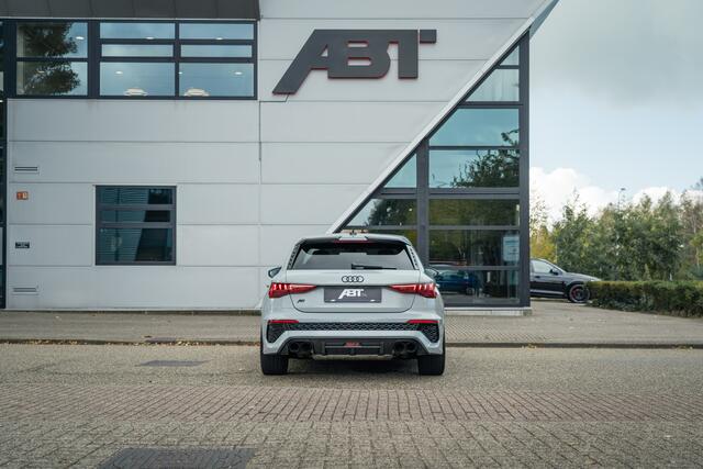 Audi RS3 Sportback ABT RS3-R 1/200 500pk Sportclassic Grau Porsche (Audi Exclusive) Carbon | Panorama dak | Forged velgen | RS Design pakket rood | B&O | Matrix LED