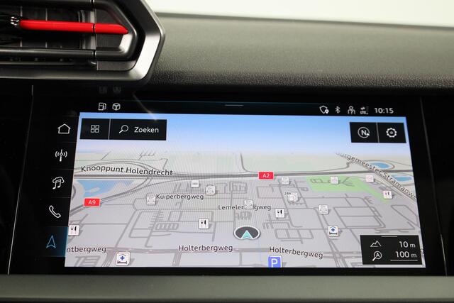 Audi RS3 Sportback 2.5 TFSI RS 3 quattro 400pk Panoramadak | RS-sportuitlaatsysteem | RS carbon glanszwart | topsnelheid 280 km/h | Adaptief onderstel