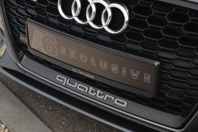 Audi RS3 Sportback 2.5 TFSI RS 3 quattro 400PK Automaat Geen Schadeverleden! Black Optic Virtual RS Sportstoelen RS Sport Uitlaat Bang and Olufsen LED Matrix 19 inch LMV Navigatie Clima Stoelverwarming Cruise Parkeersensors Keyless Entry Carbon Inleg