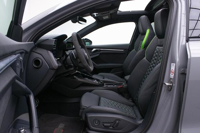 Audi RS3 Sportback 2.5 TFSI Quattro |Pano|Massage|Ceramic|Carbon|Memory|VOLL|