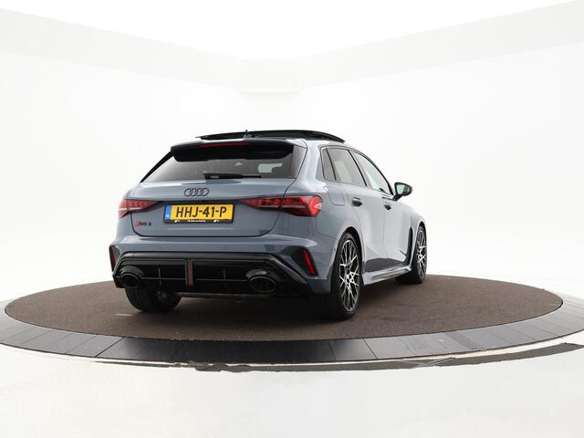 Audi RS3 Sportback 2.5 TFSI quattro 400 PK · Topsnelheid 280 km/h · RS Sportuitlaat · SONOS Premium 3D · Glazen panoramadak