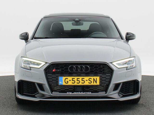 Audi RS3 Limousine 2.5 TFSi 400 Pk RS 3 quattro | Panorama Dak | B&O Audio | Camera | Bluetooth | Adaptive Cruise | Climate Control | 19 Inch | 68.435 Km