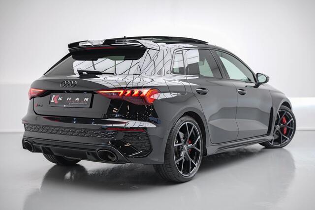 Audi RS3 Sportback 2.5 TFSI quattro |Keramisch|Pano|B&O|Dodehoek|HUD|
