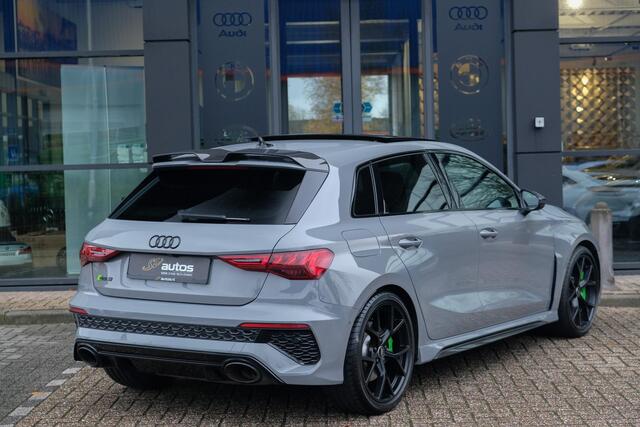 Audi RS3 Sportback 2.5 TFSI 400PK Quattro Hulk Panoramadak *BTW* Keramisch VOL! Massage B&O audio RS Dynamic