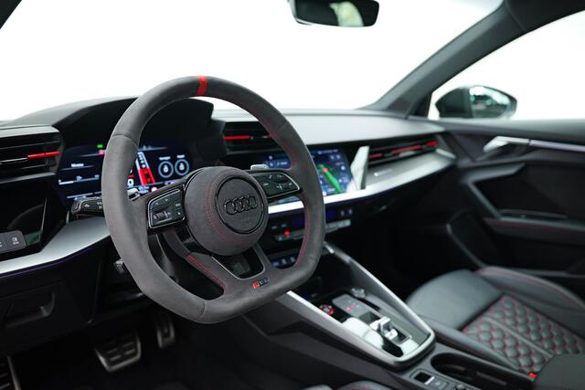 Audi RS3 Sportback 2.5 TFSI quattro |Pano|Ceramic|Massage|Memory|B&O|