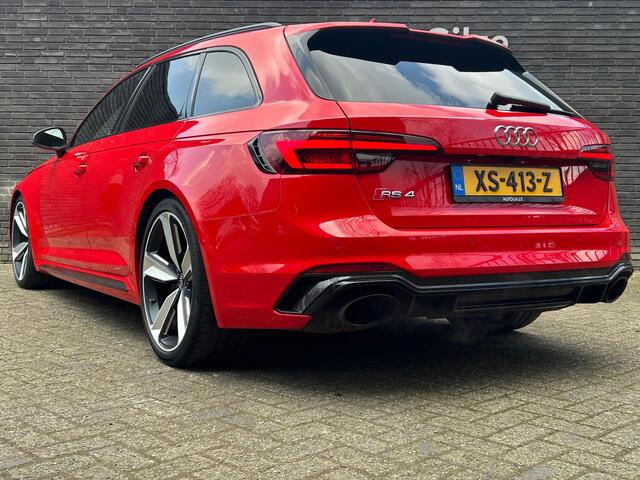 Audi RS4 2.9 TFSI Quattro l Carbon Interieur & Exterieur l Keramisch l RS Stoelen l B&O l Dynamic Pakket