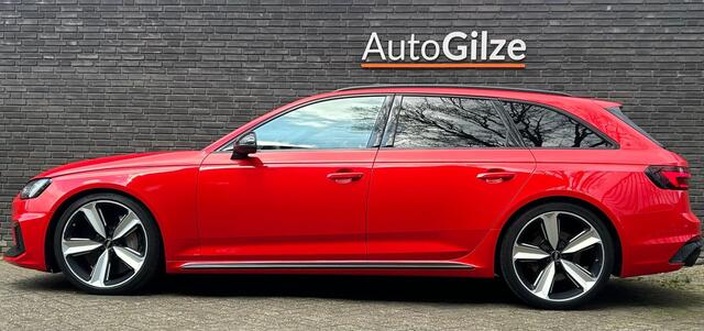 Audi RS4 2.9 TFSI Quattro l Carbon Interieur & Exterieur l Keramisch l RS Stoelen l B&O l Dynamic Pakket
