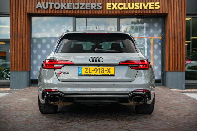 Audi RS4 A4 Avant 2.9 TFSI quattro Panoramadak B&O Keramisch Leer ACC Camera