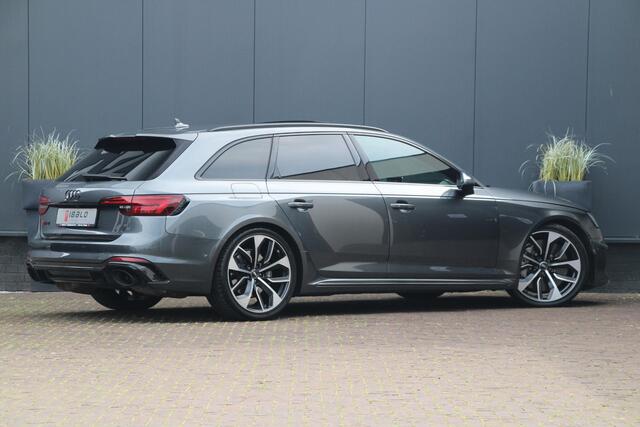 Audi RS4 Avant 2.9 TFSI quattro | Keramisch | HUD | B&O | Carbon |