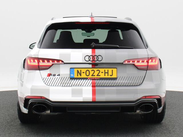 Audi RS4 Avant 2.9 TFSi 561 Pk quattro | JD Stage 2 | Milltek | Eventuri | Panoramadak | B&O | 360 Camera | Leder | 20 Inch | 31.756 KM!!