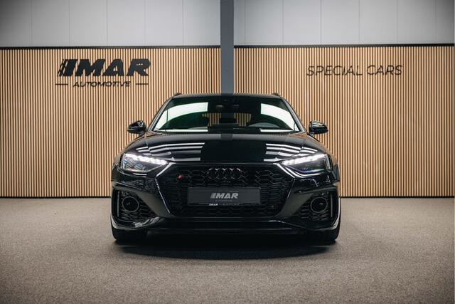 Audi RS4 Avant 2.9 TFSI RS4 quattro | ABT Motor Tuning | Pano | Stoelmassage | Carbon |