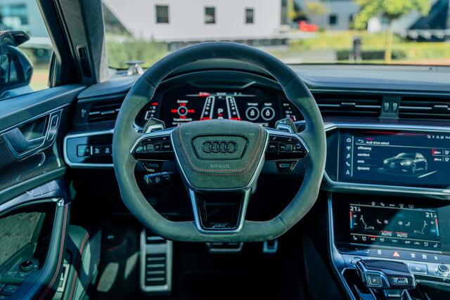 Audi RS6 ABT Johann Abt Signature Edition 40/64 | Limited Edition | 800pk | RS Design | Dynamic Plus | B&O Advanced | Head up | 360 camera | Stoelventilatie + massagefunctie | Panoramadak | Standkachel