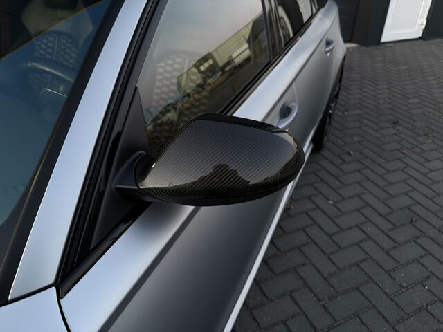 Audi RS6 4.0 TFSI performance Schaalstoelen / Keramisch / B&O / Milltek / 700PK / Audi Rs6 4.0 V8T 605PK Performance Quattro / Schaalstoelen / keramisch