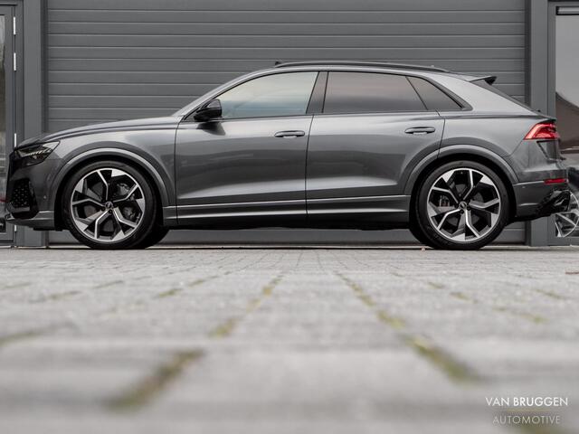 Audi RSQ8 4.0 TFSI V8 quattro Pano Keramisch Massage BTW Standkachel Alcantara 23"