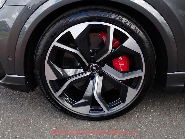 Audi RSQ8 4.0TFSI QUATTRO CARBON/CERAMIC/ACC/MASSAGE/VENTILATIE/B&O/HEADUP