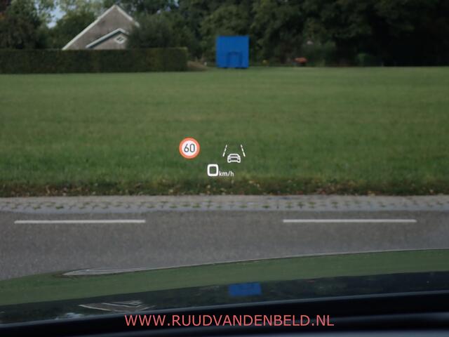 Audi RSQ8 4.0TFSI QUATTRO CARBON/CERAMIC/ACC/MASSAGE/VENTILATIE/B&O/HEADUP