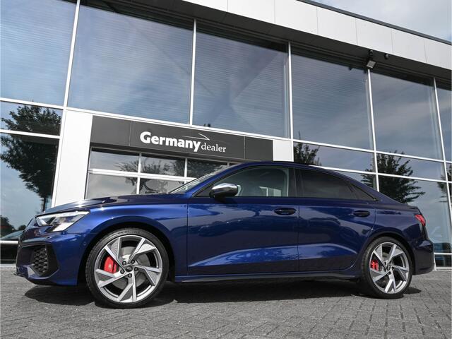 Audi S3 Limousine 310PK 2.0TFSI Quattro Pano HUD Matrix B&O Massage Alcantara Sfeerverlichting