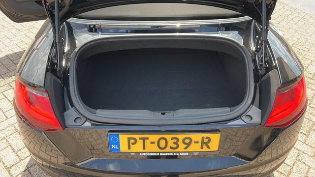 Audi TT Roadster 2.0 TFSI quattro Pro Line + S-tronic automaat 300pk quattro uitvoering. Alcantara bekleding, virtual cockpit