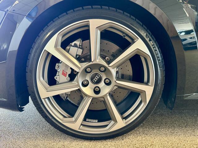 Audi TT Roadster 2.5 TFSI TT RS quattro Keramisch, Camera, PDC, Airscarf, 20"inch, Dealer onderhouden!