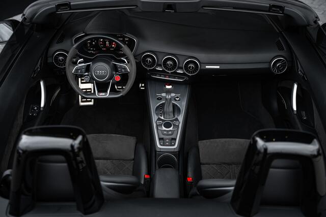 Audi TT RS 2.5 TFSI Roadster Quattro | Black Edition | B&O | Elektr. stoelen | Camera