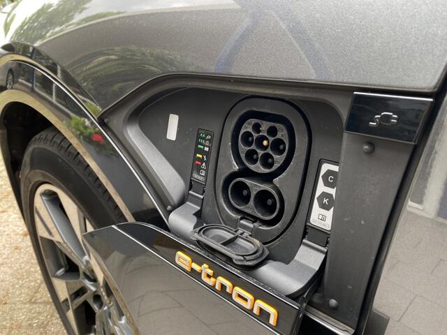 Audi e-tron 55 quattro S ed 95
