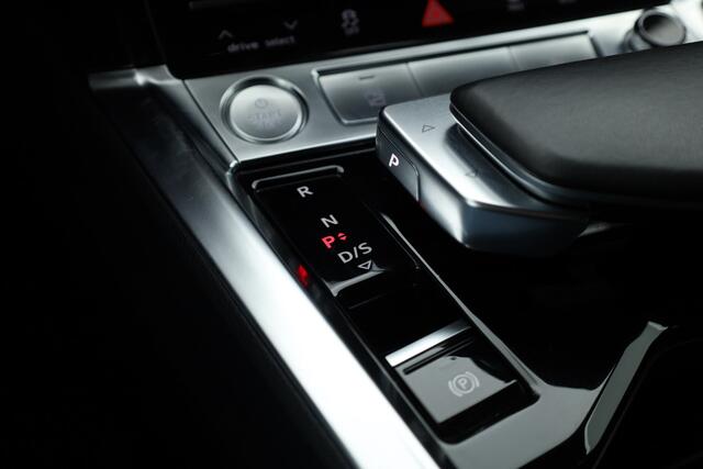 Audi e-tron e-tron 55 quattro advanced 95 kWh | Luchtvering | Adapt. Cruise | Voorstoelen Elek. | Camera