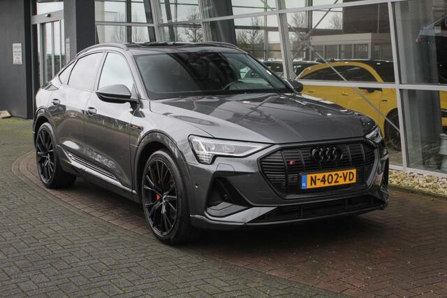 Audi e-tron 55 quattro S edit.95 | Pano | Trekhaak |