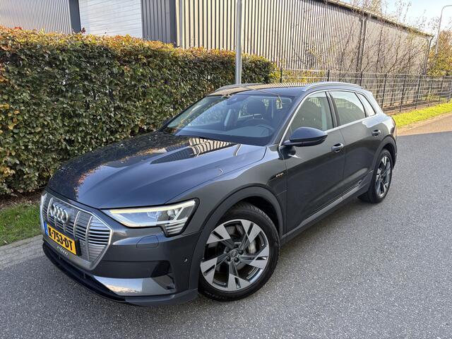 Audi e-tron 50 quattro Business edition 71 kWh / AUTOMAAT / NAVI / CRUISE