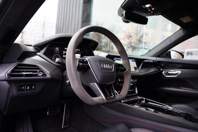 Audi e-tron GT RS Audi e-tron GT RS Carbon B&O Head Up