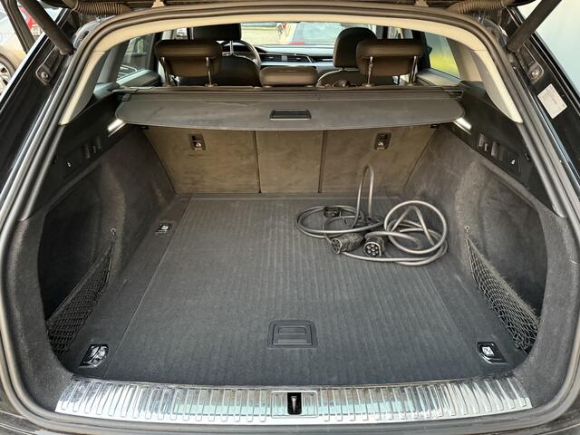 Audi e-tron e-tron 50 quattro Launch edition plus 71 kWh