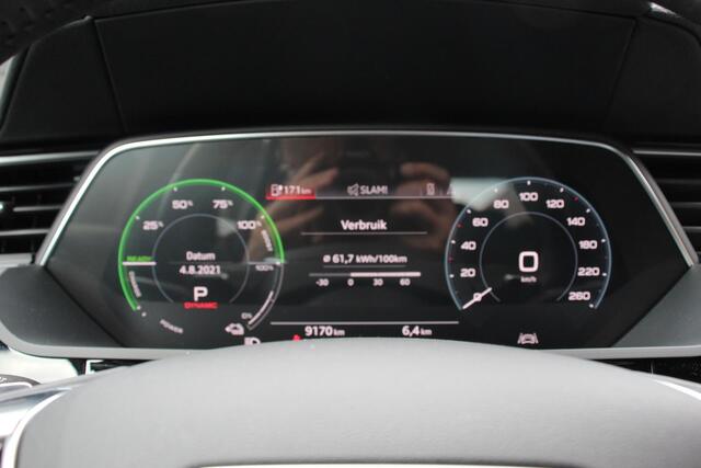 Audi e-tron e-tron 55 quattro | Navigatie | Climate Control | Alcantara | Camera | Electrisch bedienbare achterklep | Led | Cruise Control Adaptive |