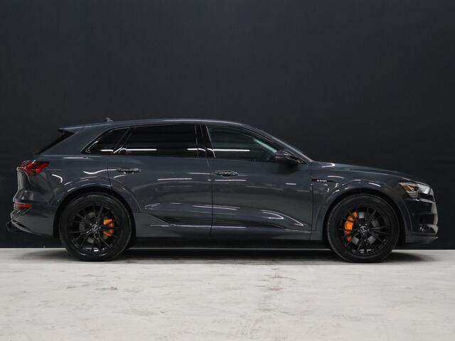 Audi e-tron 55 quattro edition Sport 95 kWh [TREKHAAK AFNEEMBAAR, CAMERA, PDC V+A, LEDVERLICHTING, CRUISE CONTROL, BLUETOOTH, ELEKTRISCHE ACHTERKLEP, CLIMATE CONTROL, NIEUWSTAAT]