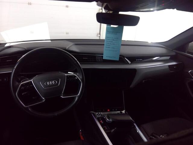 Audi e-tron 50 quattro Business edition 71 kWh | Navi | LED | DAB+